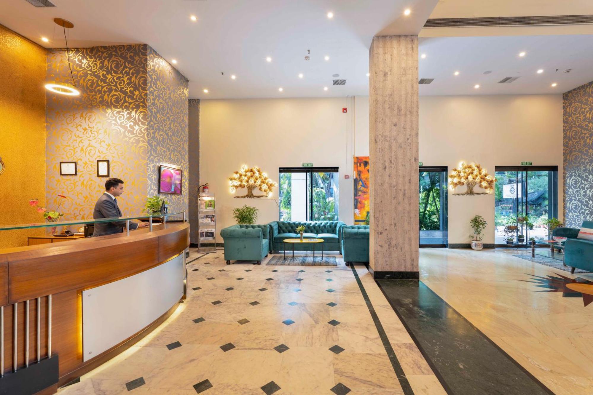 Indismart Hotel Calcutta Exteriör bild