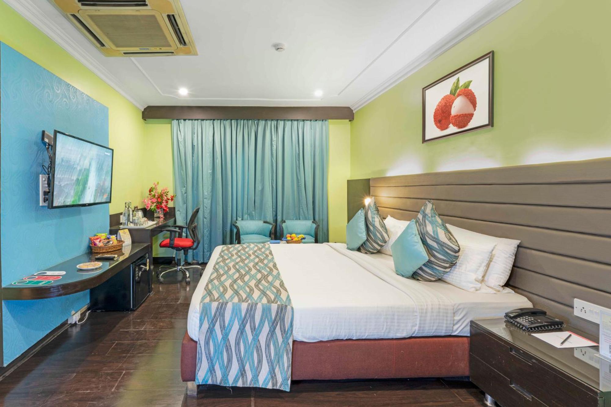 Indismart Hotel Calcutta Exteriör bild